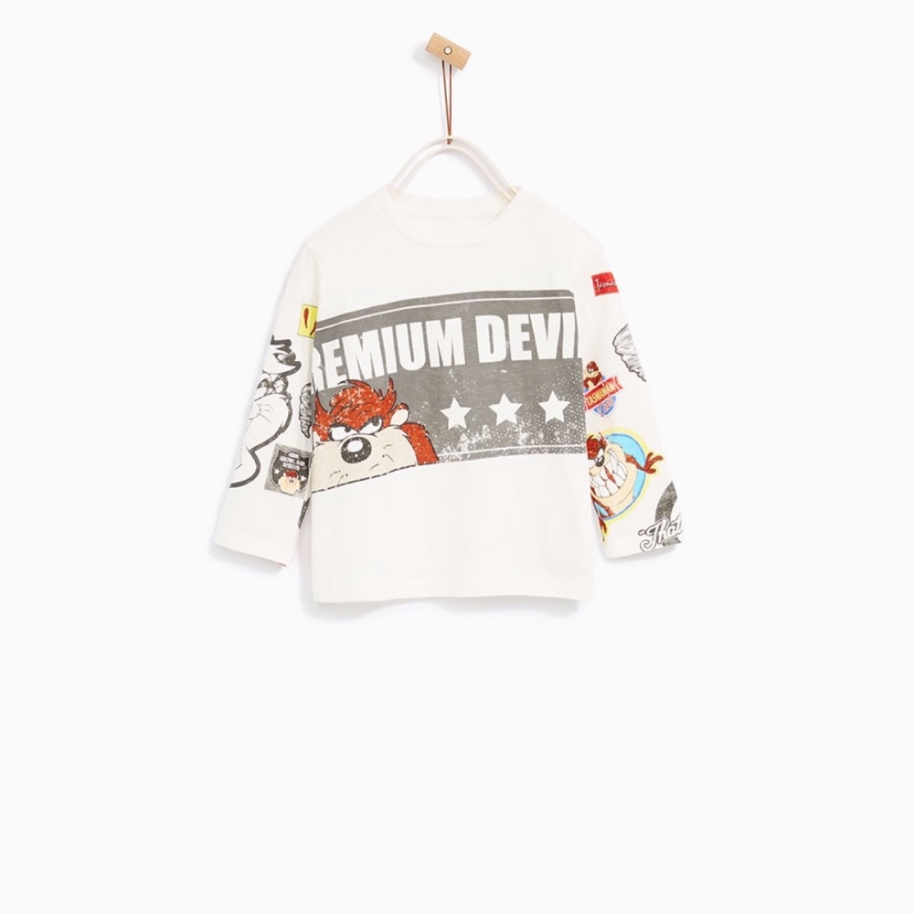SOLD! Looney Tunes T-shirt